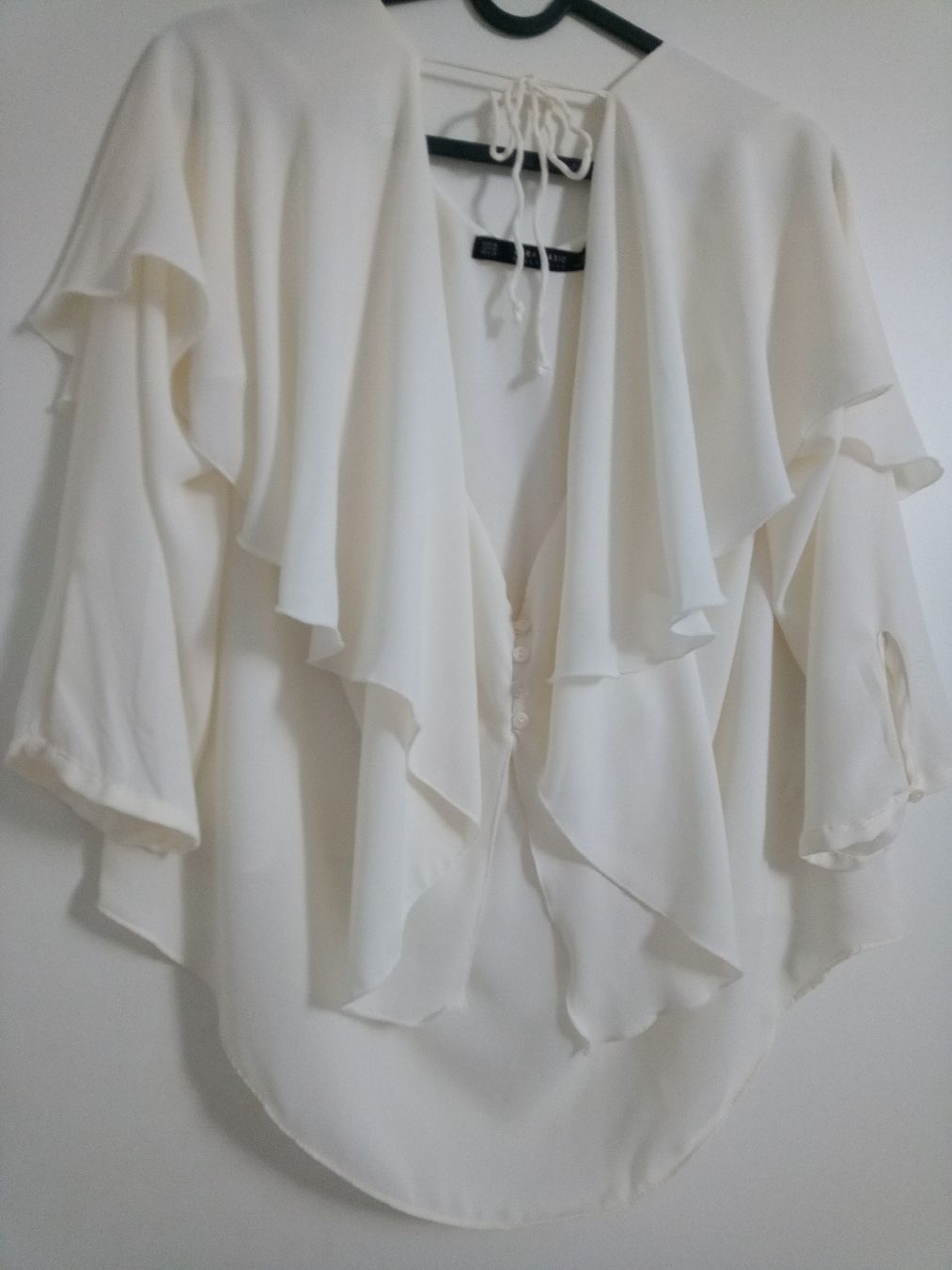 Zara Blusen: Bluse Beige Grösse M Zara Basic Collection – Gebraucht aus Volketswil von Car1 3