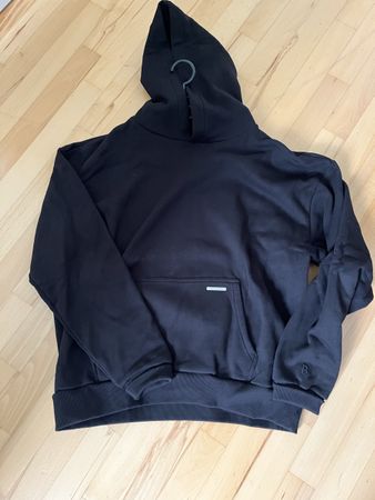 Schwarzer Hoodie (Oversized)