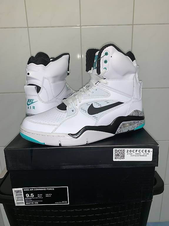 Nike Scarpe da uomo: Nike Air Command Force Hyper Jade Neu!! EU 43 – Usato da Tuggen venduto da Kawest0