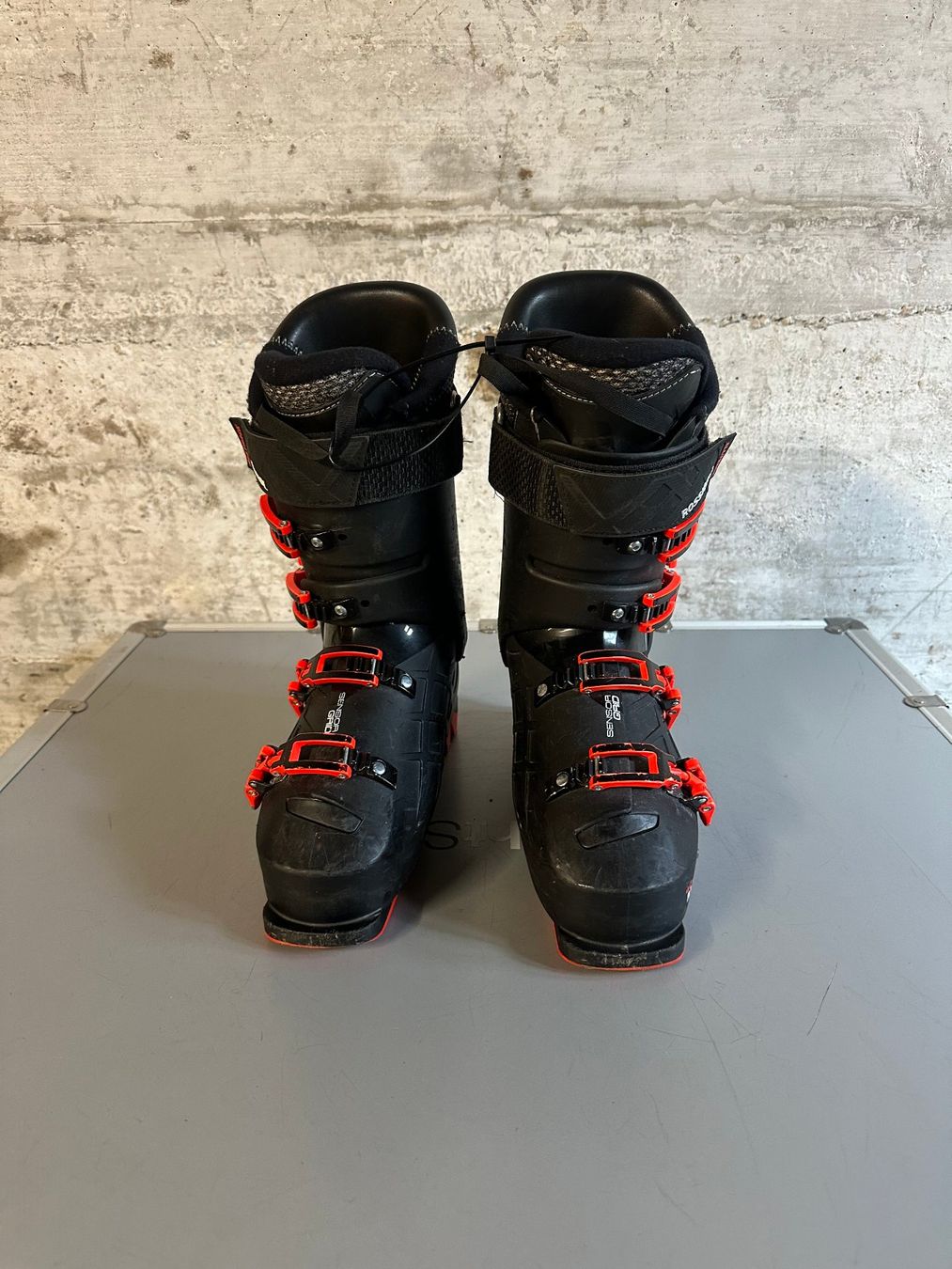 Rossignol Scarpe da uomo: Rossignol Skischuhe 26.5 / Gr. 41 – Usato da Emmenbrücke venduto da karkarkar 1