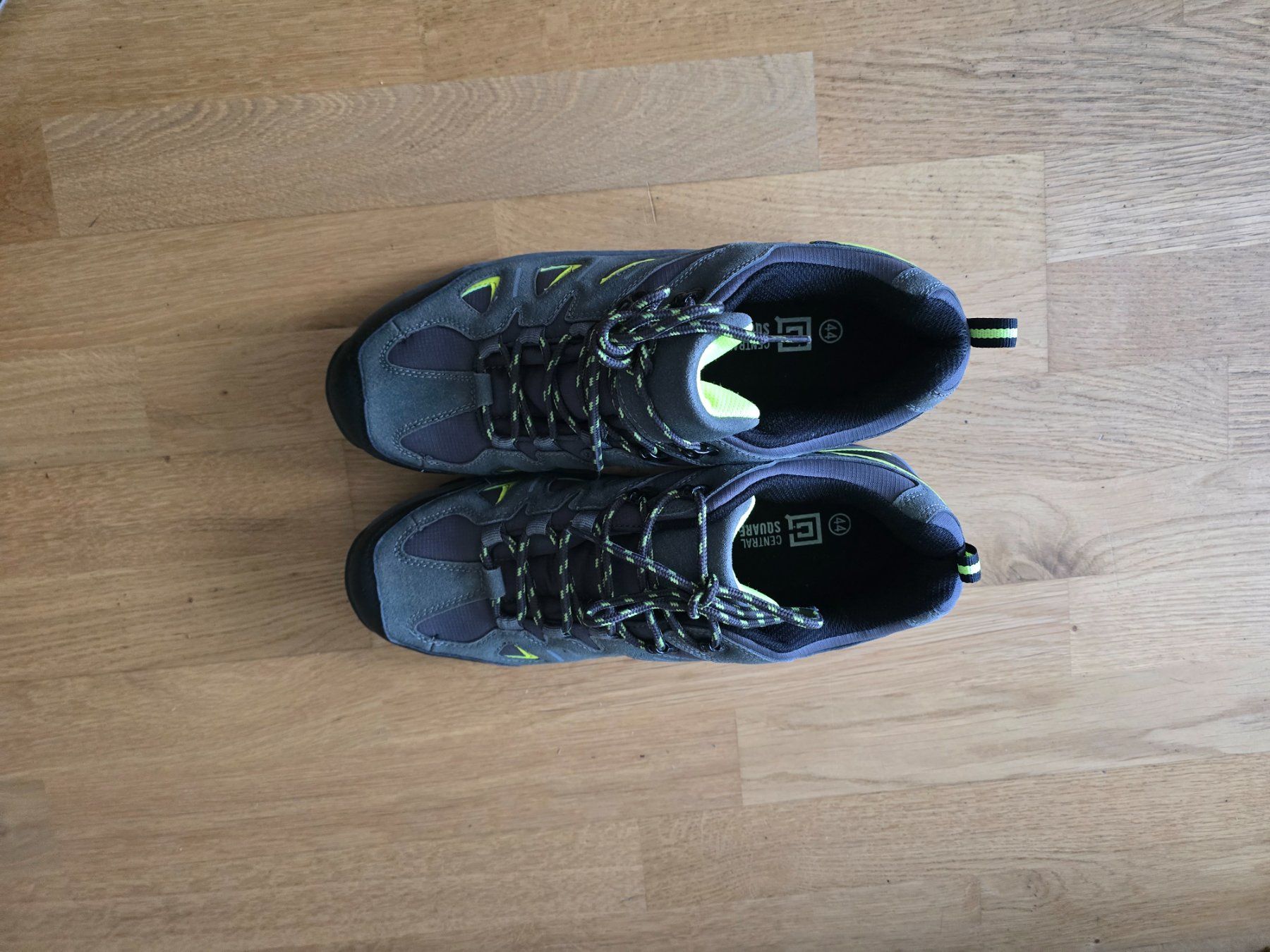 Herrenschuhe: Herren Trekkingschuhe Central Square in Gr.44 – Neu (gemäss Beschreibung) aus Chur von blackcat10 4