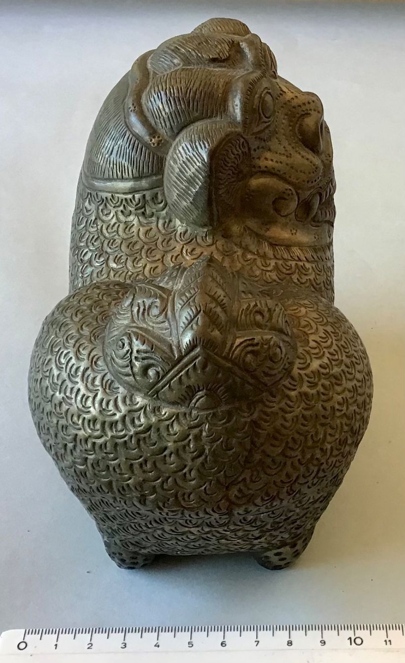 Statuette: Fu Hund - Dose – Usato da Bubendorf venduto da Alpenheidi 3