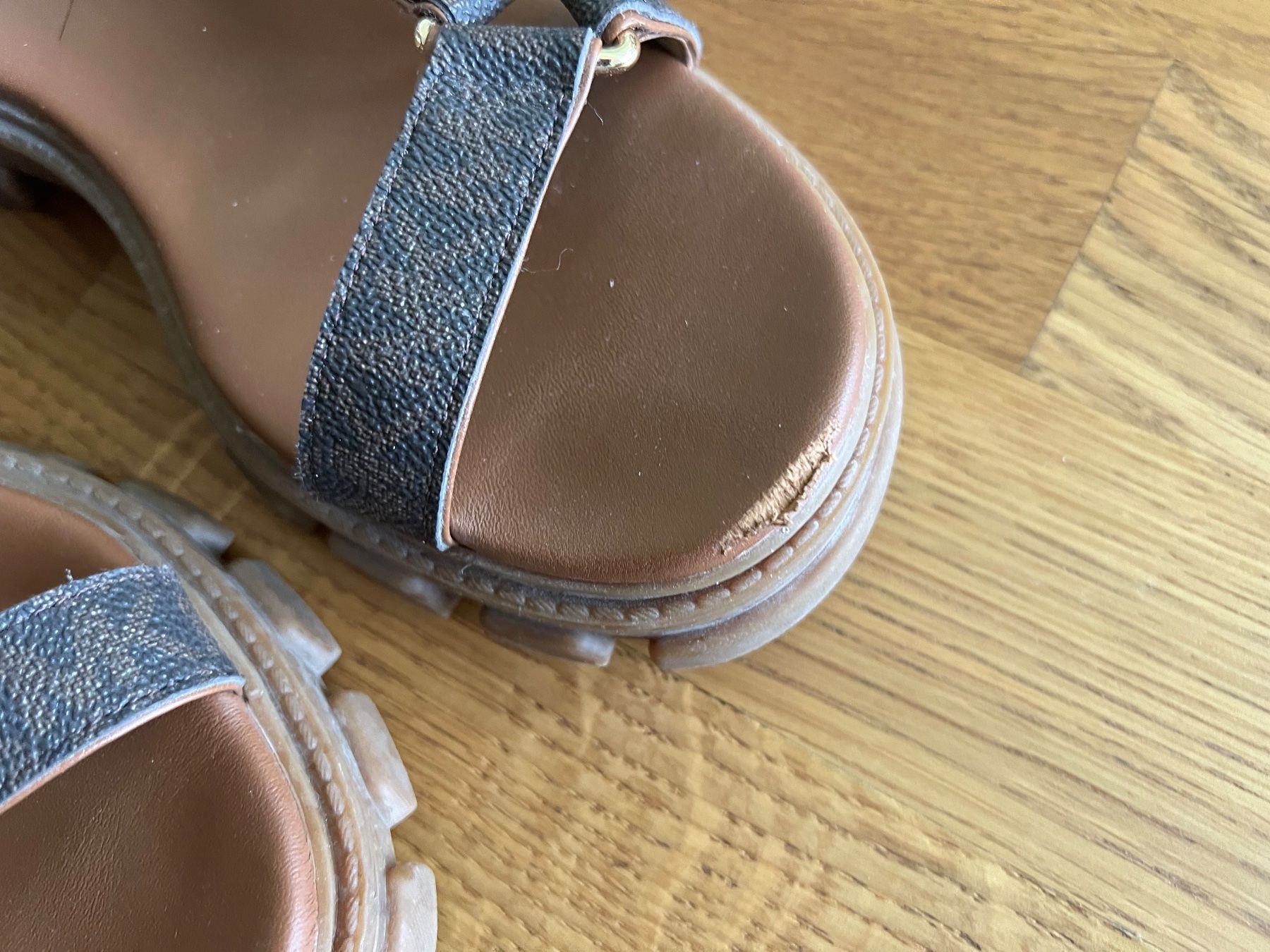 Michael Kors Scarpe da donna: MK Michael Kors Damenschuhe – Usato da Uznach venduto da Ya_x7x6 6