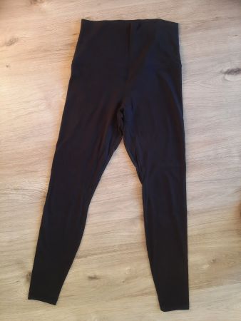 Lululemon Align,.6 / M