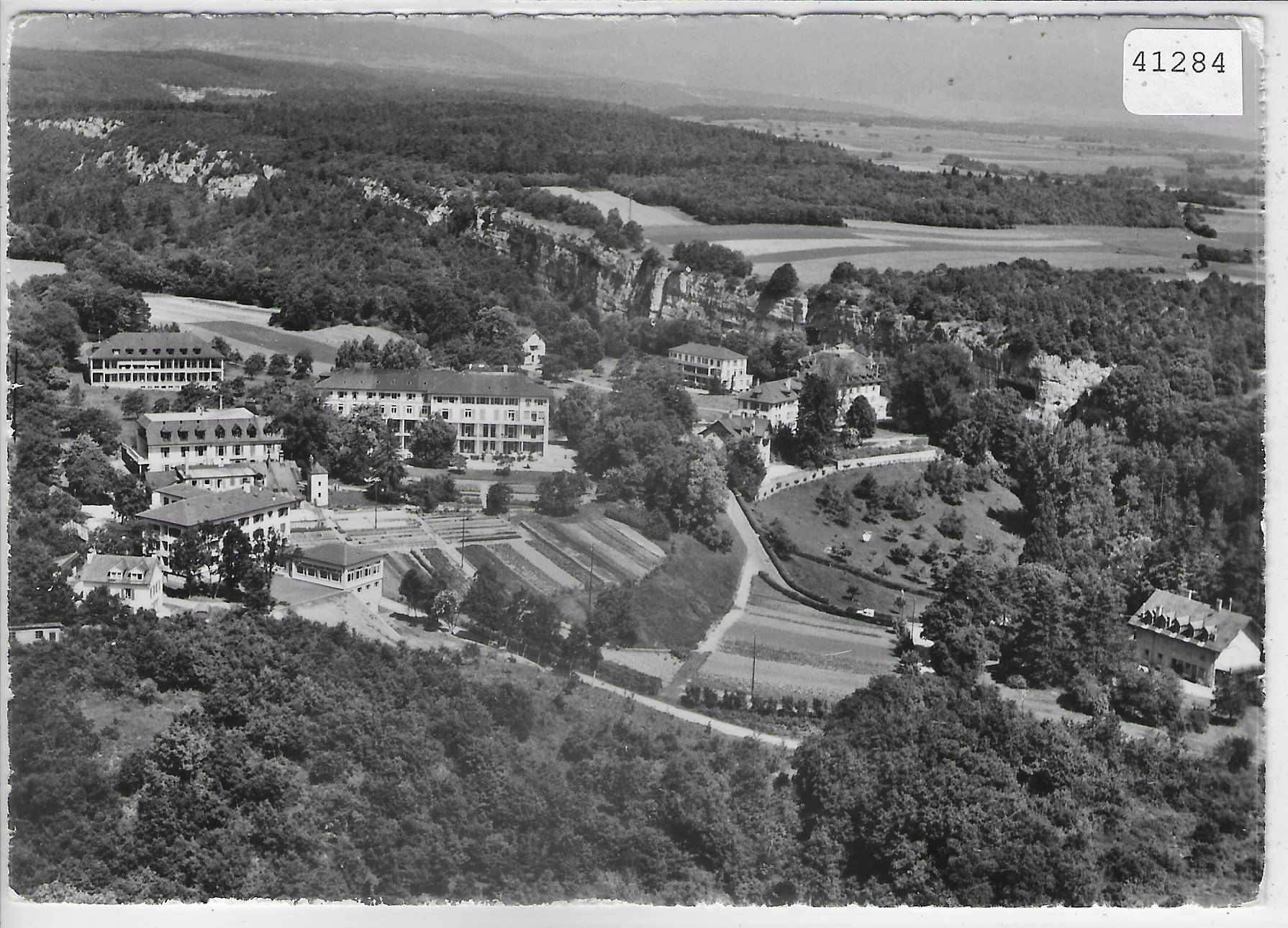 Cartoline postali: St. Loup - Vue generale – Usato da Ettingen venduto da Kartenplanet