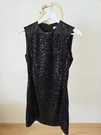 Kleid von Zara