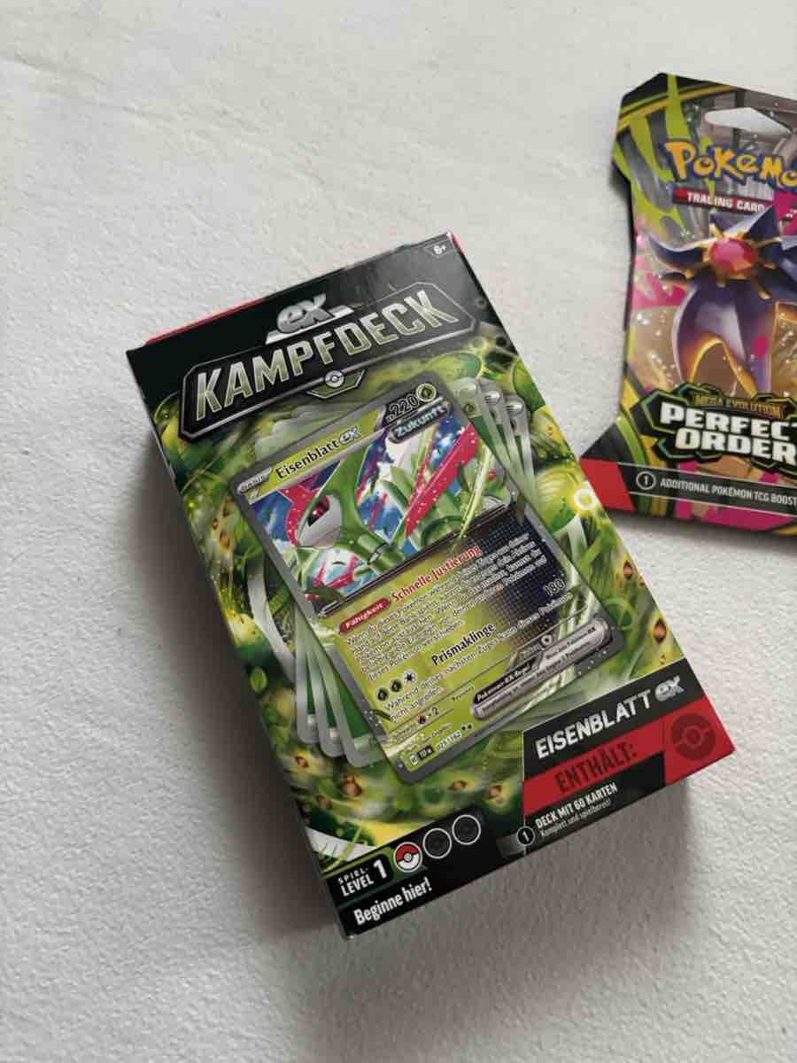 Pokémon Sammelbilder & Trading cards: Pokemon Set Kampfdeck - Pokeball - Mini-Tin - Boosterpack – Neu und originalverpackt aus Mülligen von atwag 1