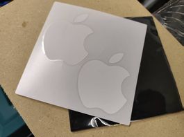 Apple Aufkleber und Tuch. Original.