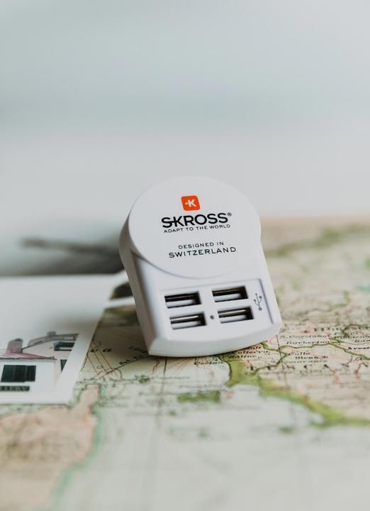 SKROSS Unità & Adattatore: 2x Ladestecker USB Skross & Letouch 24W 4.8A – Usato da Aarau venduto da KorgPA 9