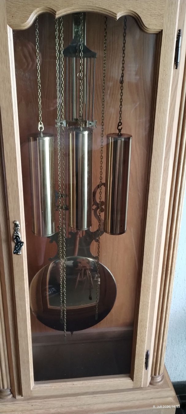 Orologi da terra & Orologi da parete: Standuhr Hermle, mit Mondfase, Bigben Klang – Usato da Wil ZH venduto da deurchig 2