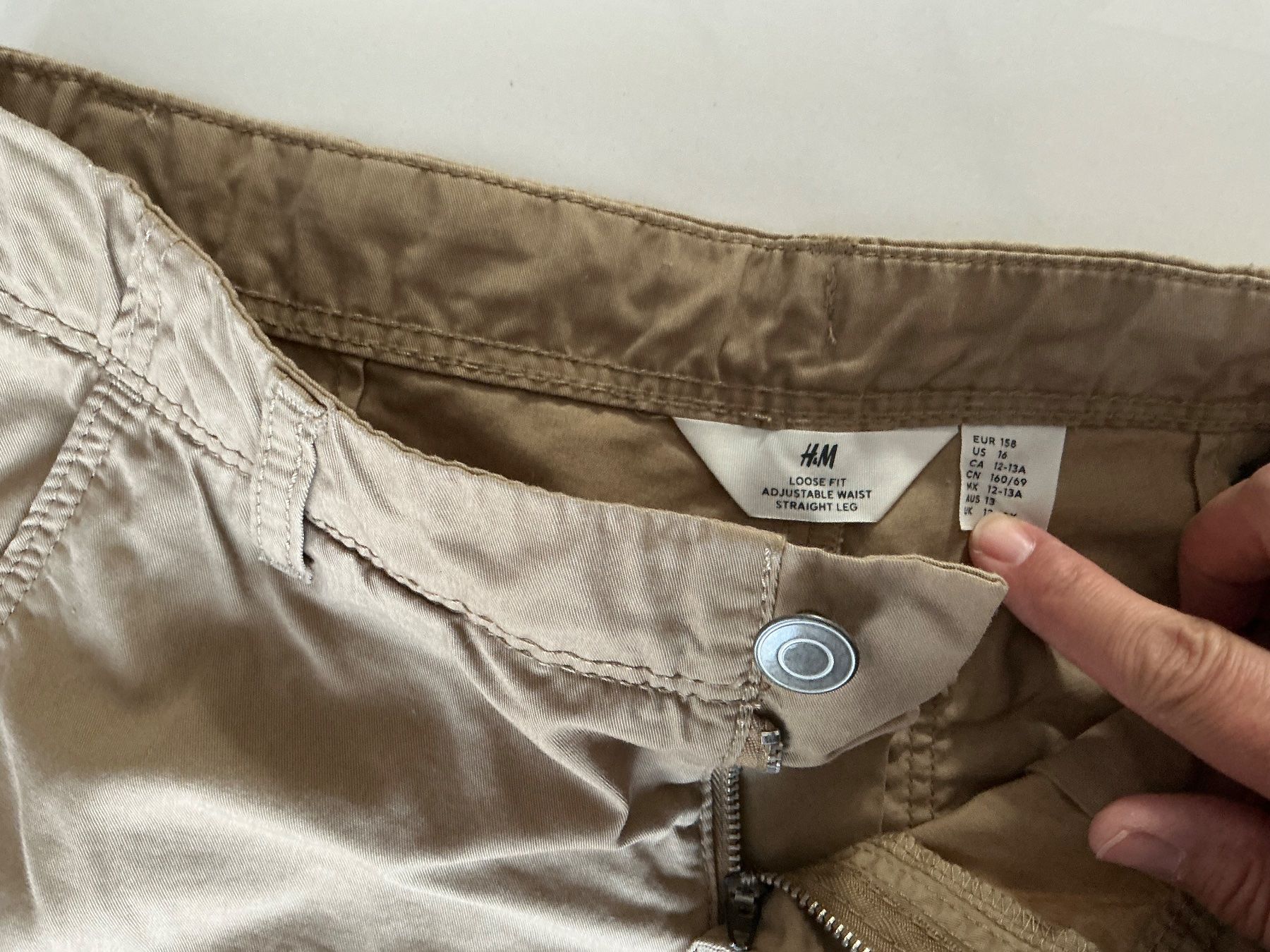 H&M Pantaloni: Cargo Hose Lose Fit Gr.158 H&M – Usato da Biel-Benken BL venduto da Sahra1 2