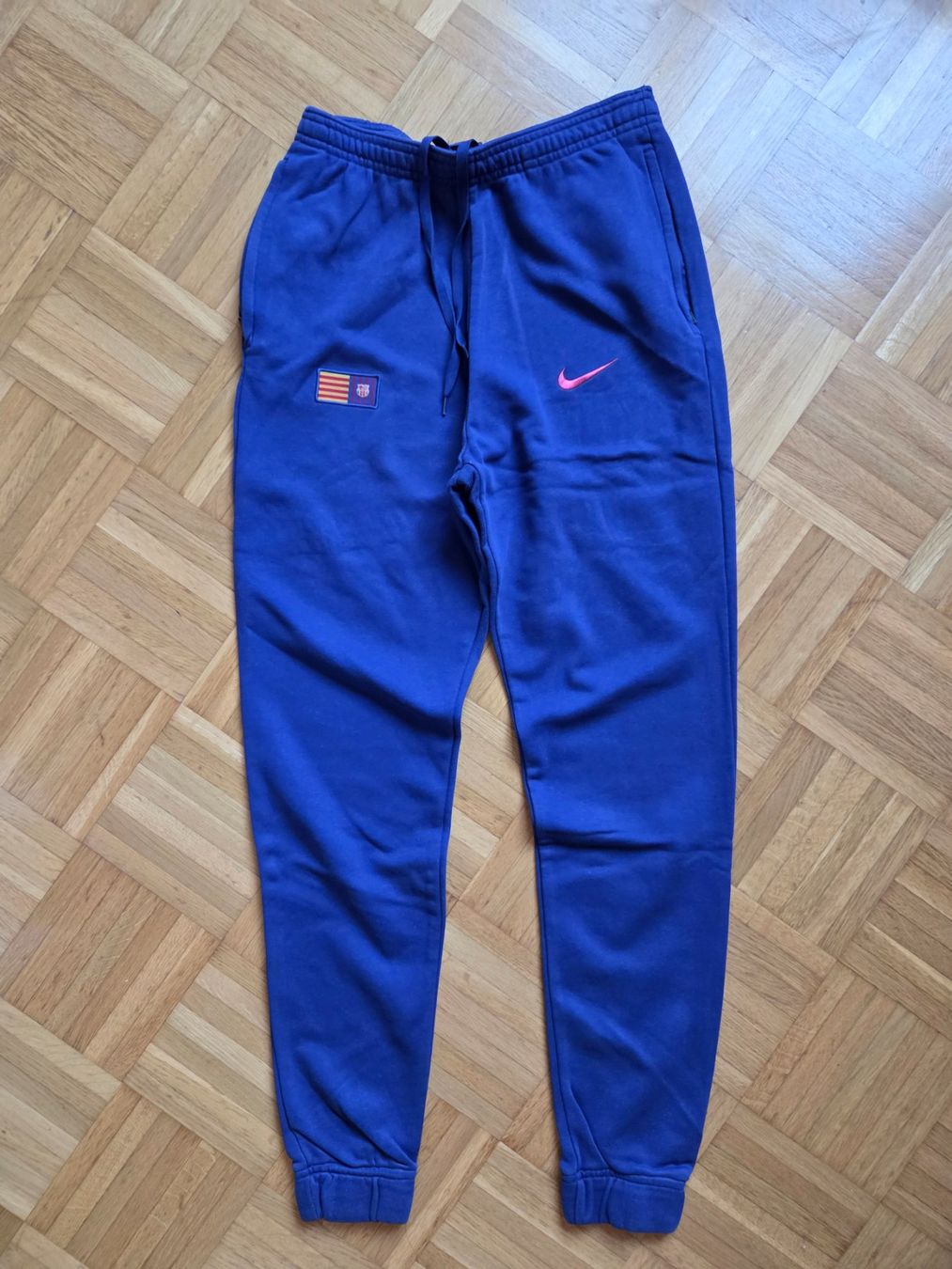 Nike Pantaloni: Jogging Nike Barça – Usato da Grand-Lancy venduto da jess.gms