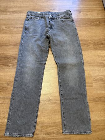 Herren H&M Jeans Straight Regular Fit grau Grösse 34/32