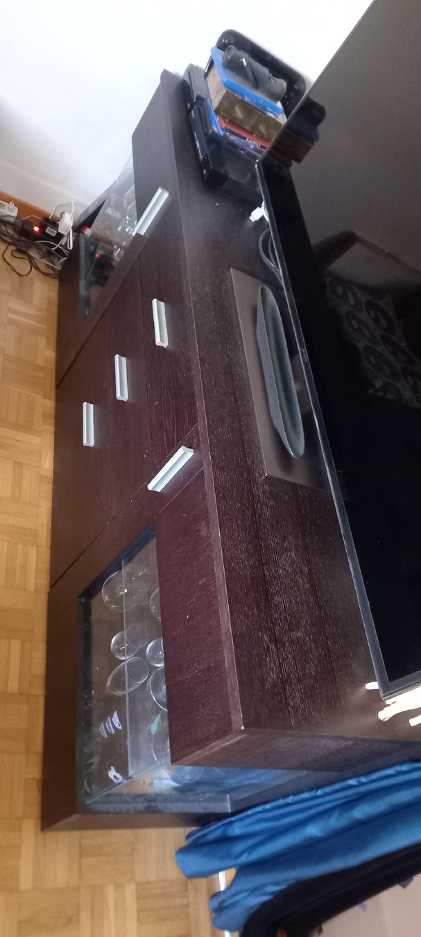 TV Möbel: Sideboard dunkelbraun mit Glasvitrinen gebraucht – Gebraucht aus Winterthur von CaMgK 4