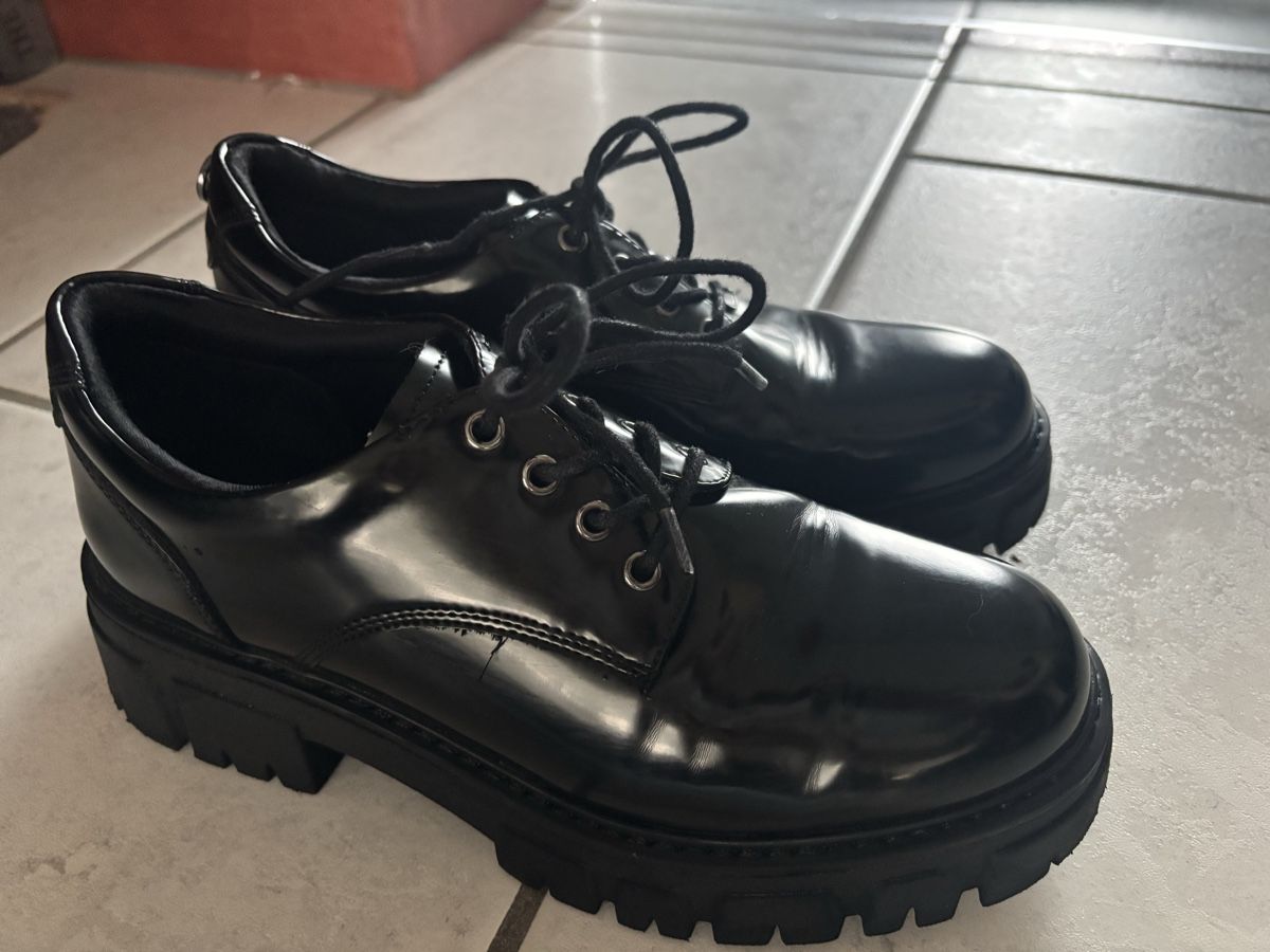 Scarpe da uomo: Schuhe – Nuovo (secondo la descrizione) da Andelfingen venduto da Good_Quality 1