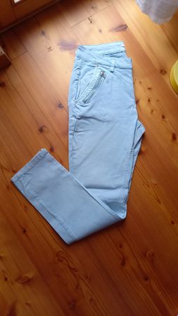Damen Hose Peckott Hellblau Grösse 42