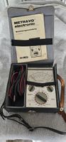 Antikes Voltmeter, in Ledertasche
