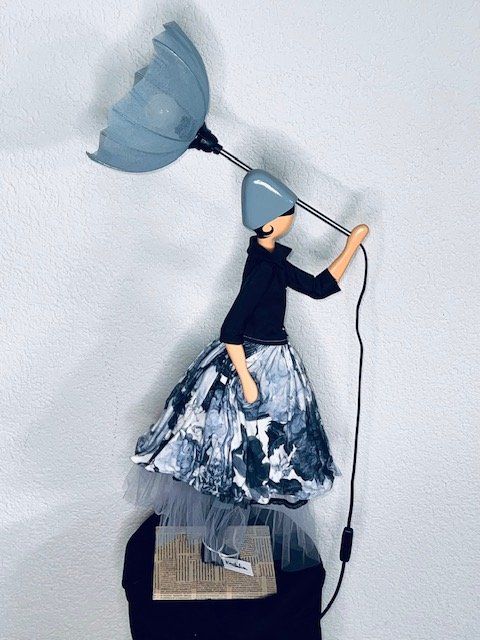 Lampade: Tischlampe Skitso Frau – Nuovo (secondo la descrizione) da Bösingen venduto da Guesli1