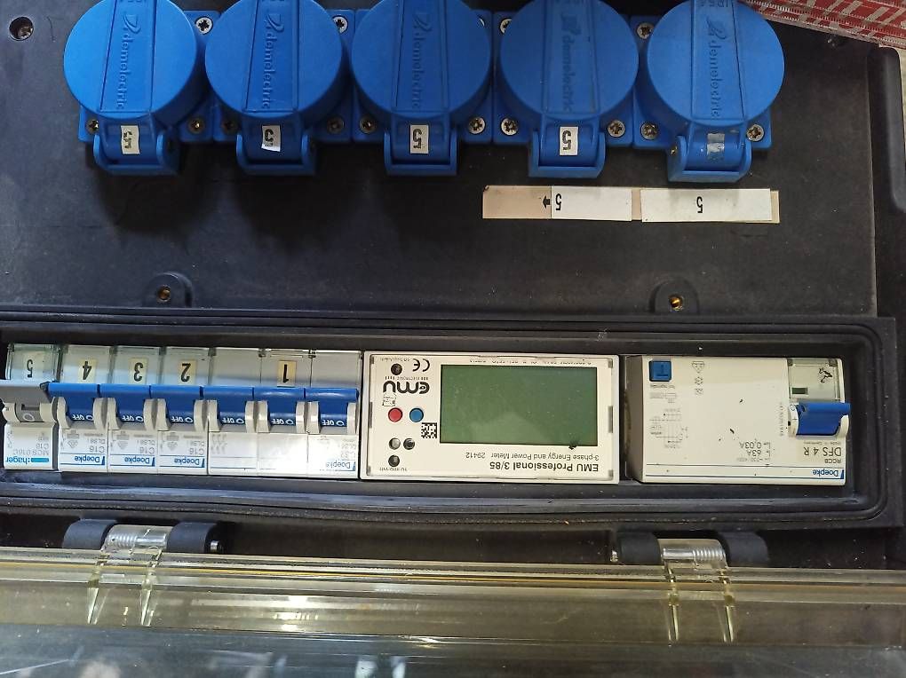 Elettrotecnica: Strom Verteilerkasten  – Usato da Wiedlisbach venduto da Imoservice 1