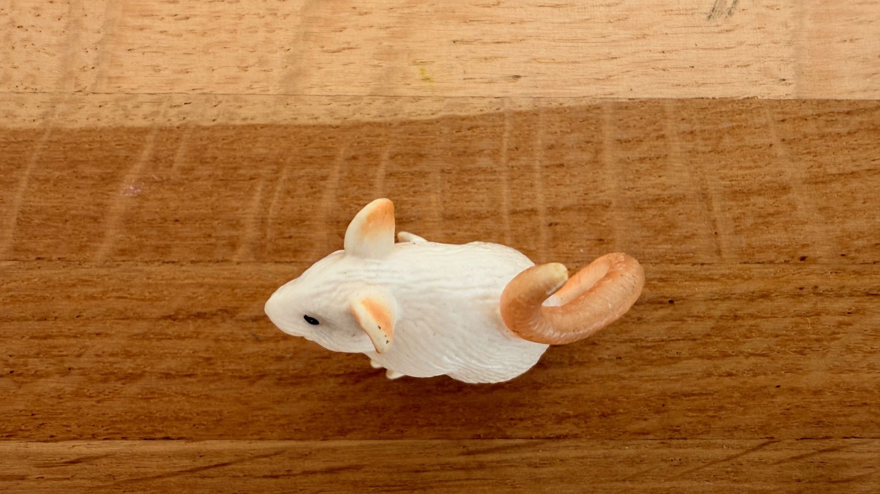 Schleich Spielzeuge: SCHLEICH - Maus 14406 – Gebraucht aus Winterthur von Secondhand-Family 5