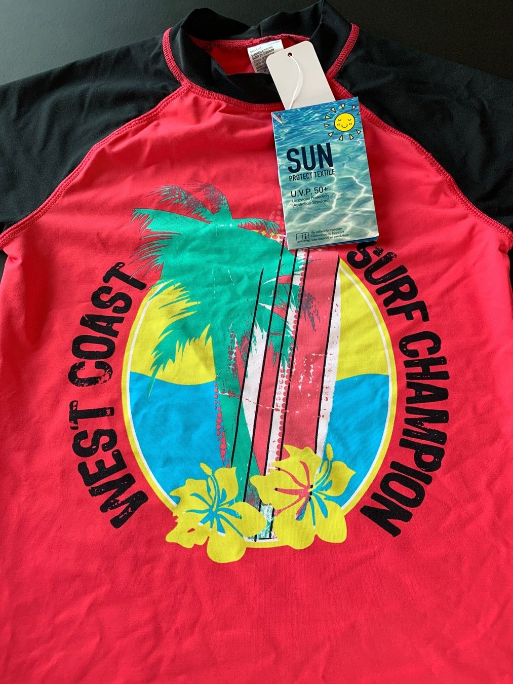 Camicette, T-shirt & Top: UV Shirt 140 neu – Usato da Benken ZH venduto da Pinot2015 1