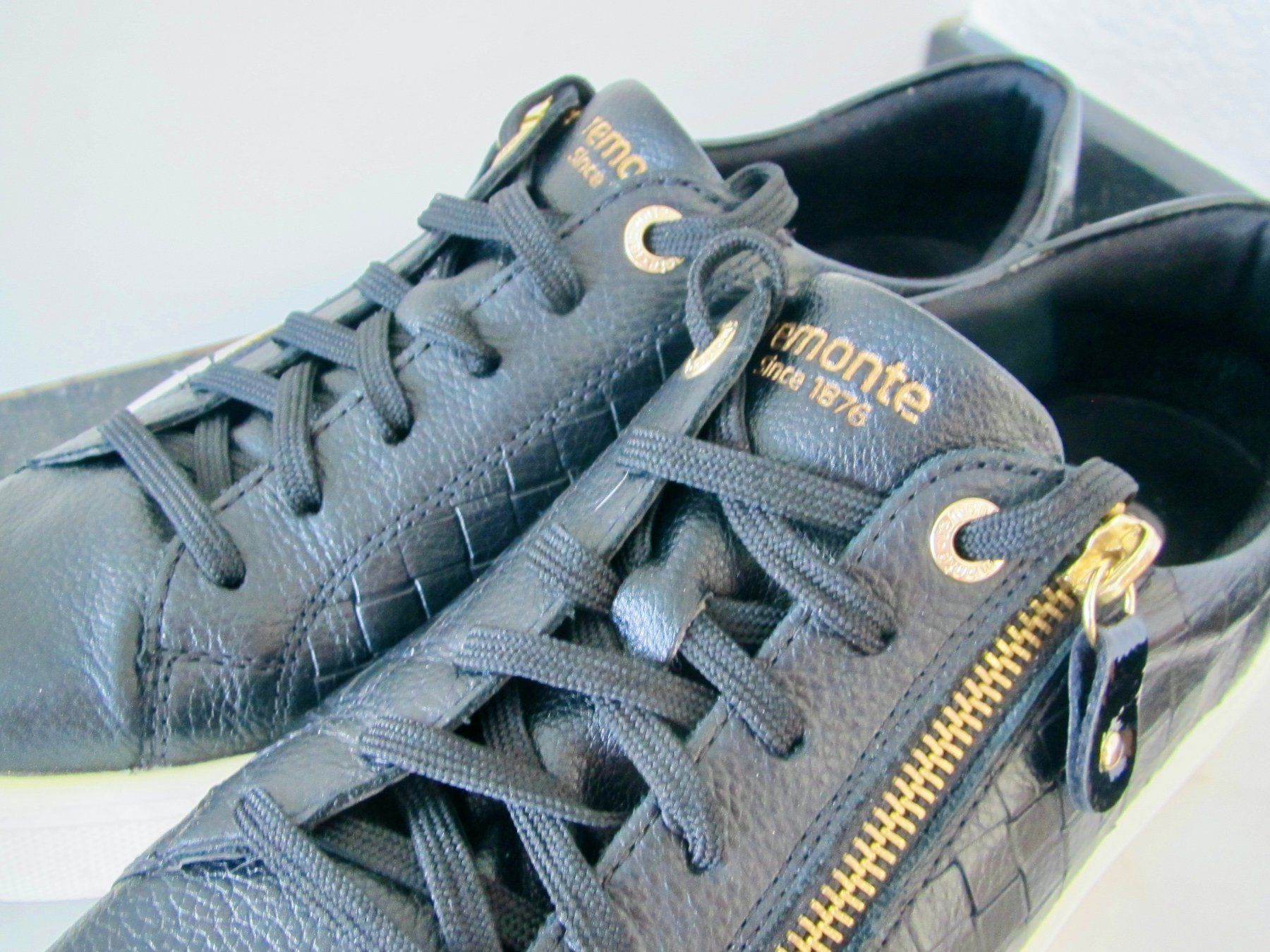 Scarpe da donna: SNEAKER REMONTE SOFT  N ' 32 – Usato da Murten venduto da Selliot 2