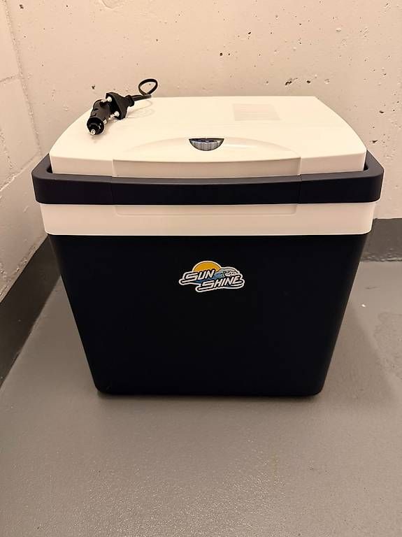Réfrigérateurs et refroidissement: Kühlbox elektrisch – D'occasion à Uster par chr_5y2c