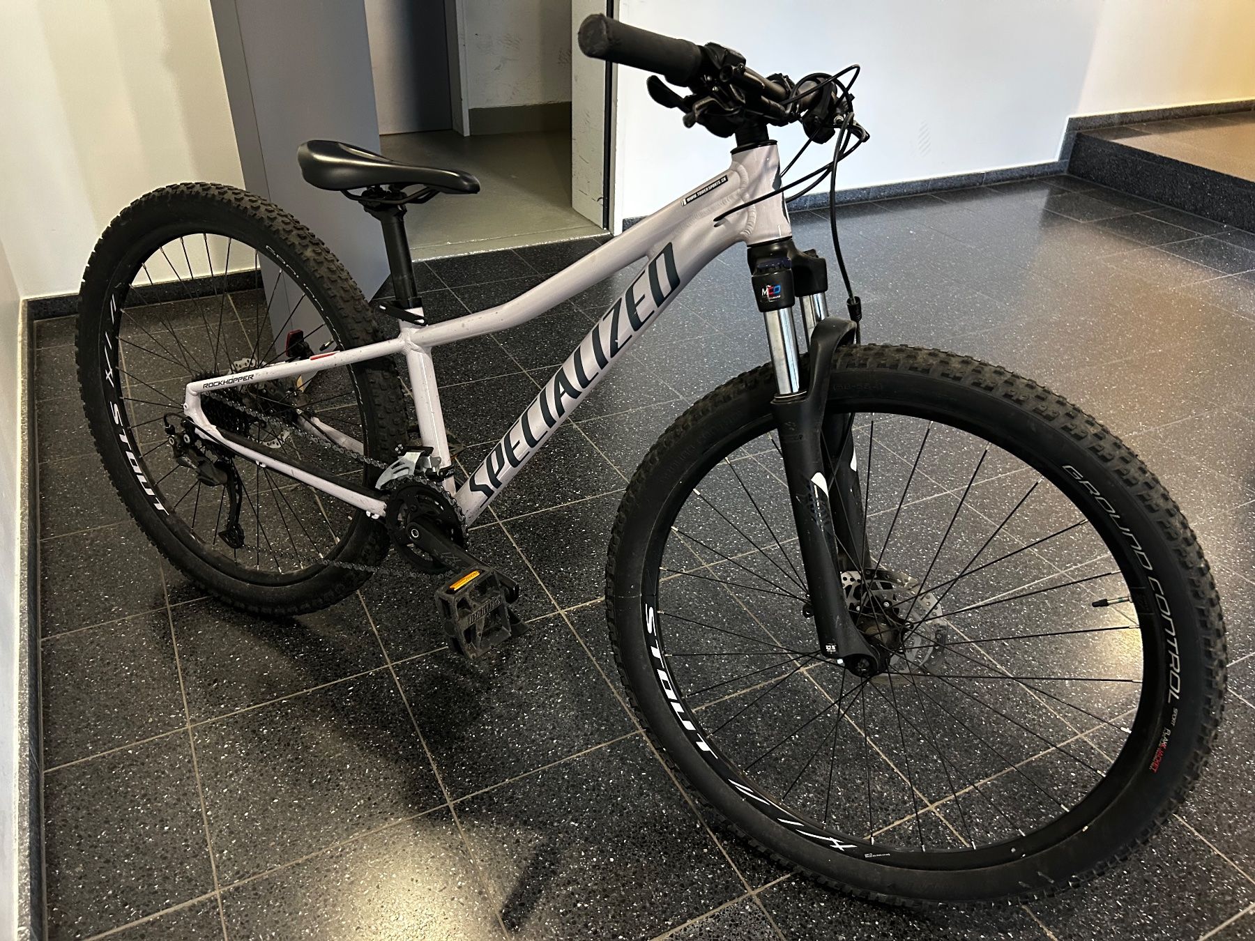 Specialized Biciclette: Specialized Rockhopper 27.5 Z/Rahmengrösse XS – Usato da Horgen venduto da sar_v2f7 1