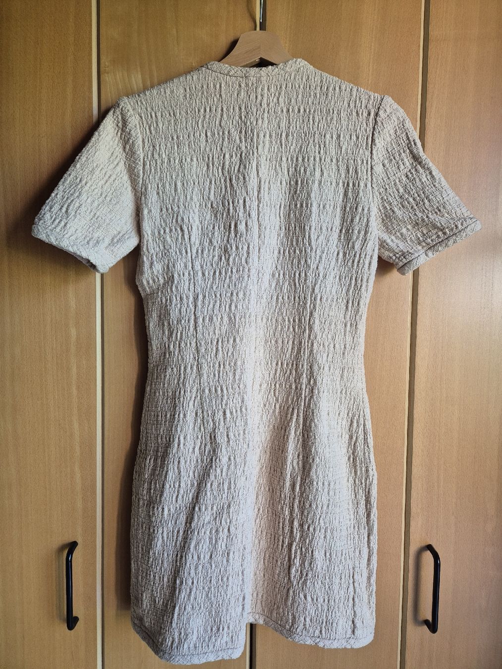 Sandro Vestiti: Sandro Beige Midi/Mini Dress – Nuovo (secondo la descrizione) da Pfeffingen venduto da Elegant_trend 6