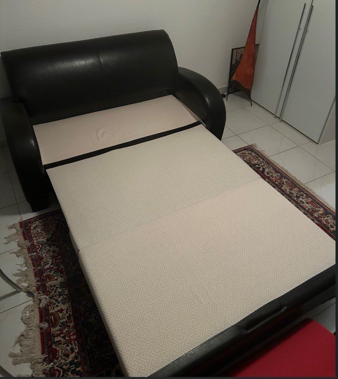 Sofas: Schlafsofa Kunstleder – Neu (gemäss Beschreibung) aus Unterengstringen von eye4win 2