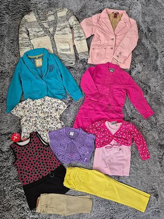 Mädchen Kleiderpaket verschiedene Marken Gr. 104