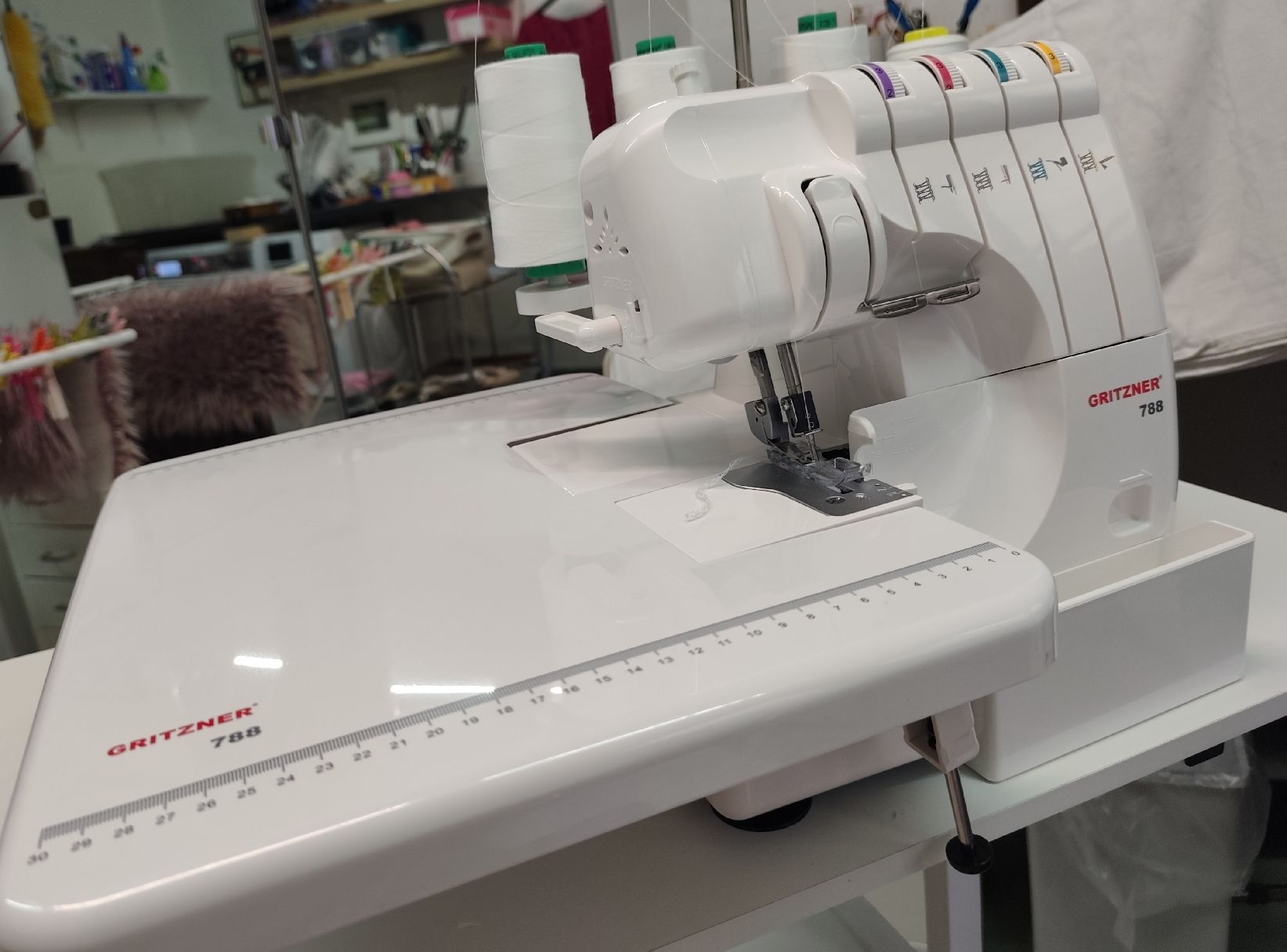 Macchine da cucire: Overlock Gritzner 788 – Usato da Dussnang venduto da Rosenfee50 4