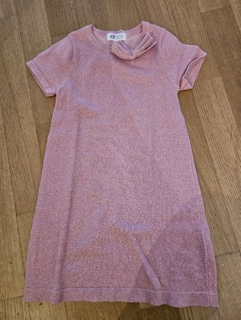 Kurzarm Stickkleid Gr. 110/116