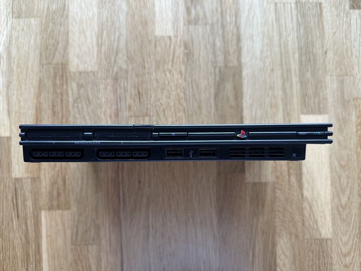 Sony Console: PlayStation 2 Slim mit Controller und Kabel – Usato da Oberengstringen venduto da sasej 1
