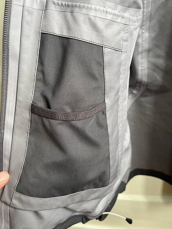 Decathlon Jacken: Regenjacke Quechua hardshell – Gebraucht aus Biel/Bienne von g.vasine 3