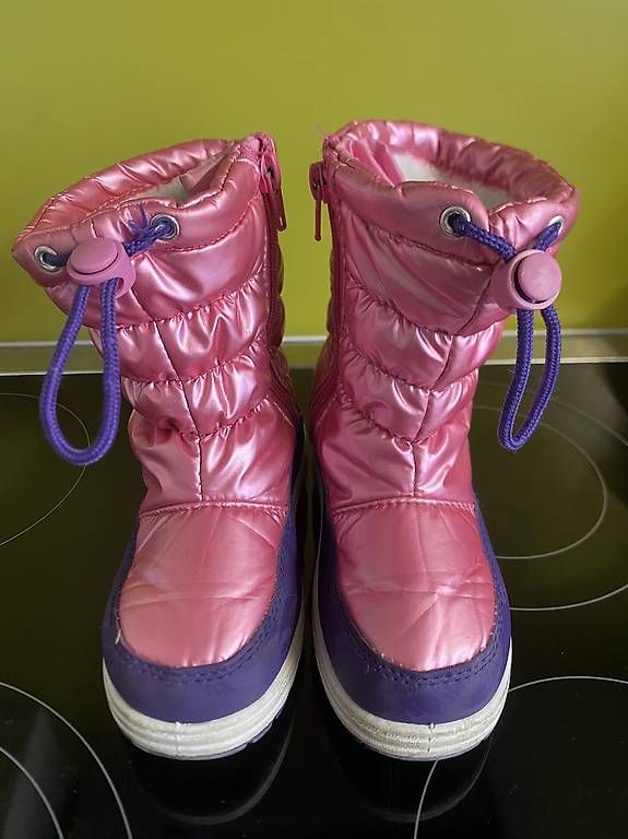 Schuhe für Mädchen: Winterstiefel Peppa Grösse 27 – Gebraucht aus Rorschacherberg von JBF17 1