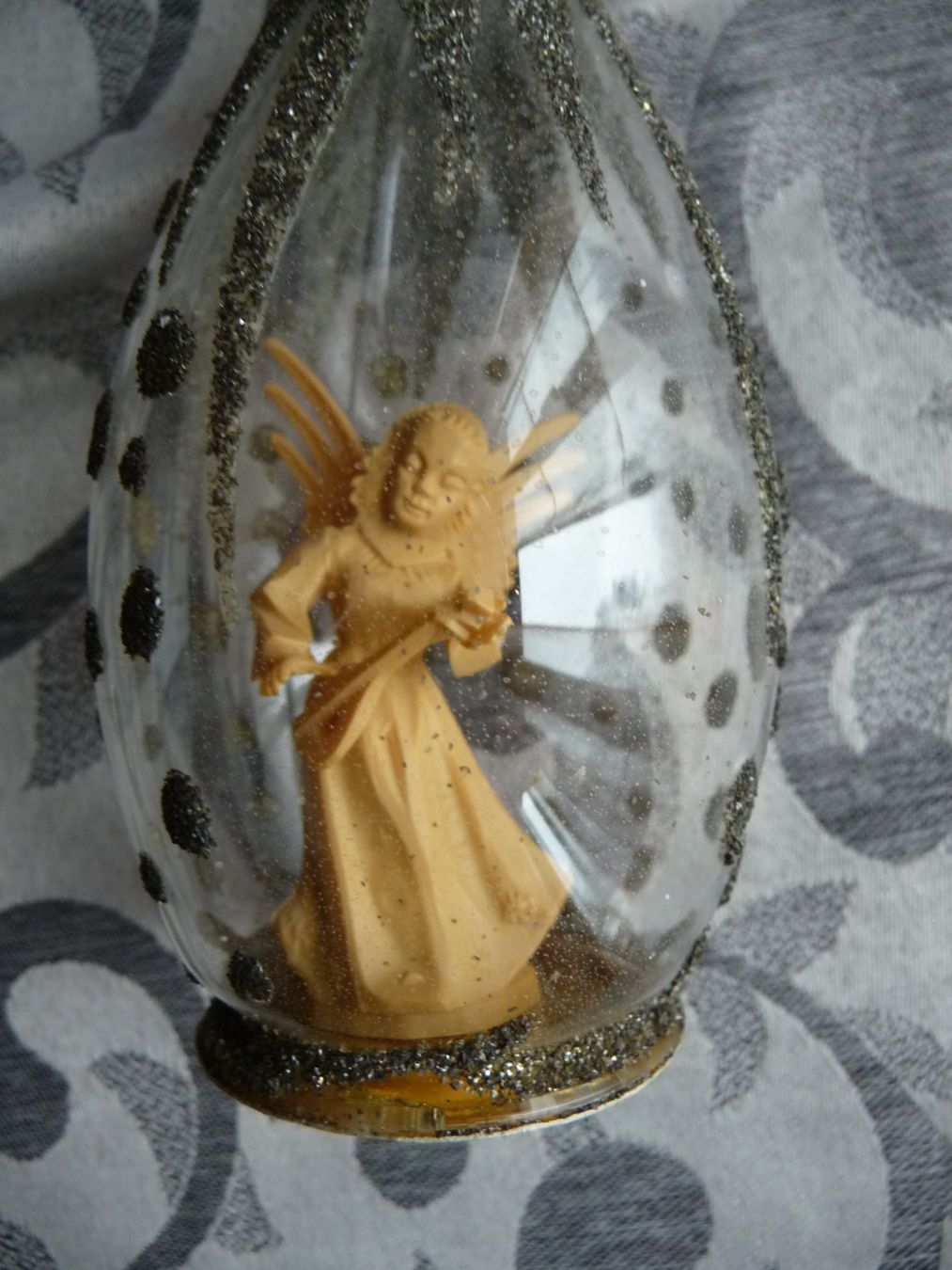 Tutte le decorazioni: Alter Christbaumschmuck Engel mit Mandoline in Kugel – Usato da Alpnach Dorf venduto da marvo 4