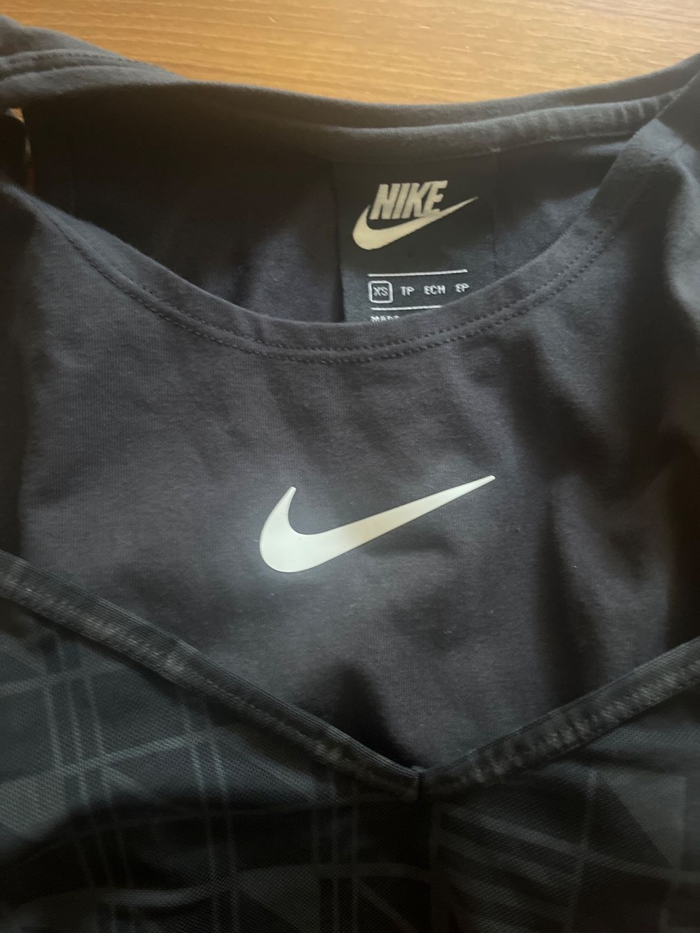 Nike Kleider: Nike – Gebraucht aus Frauenfeld von Lollipop77 1