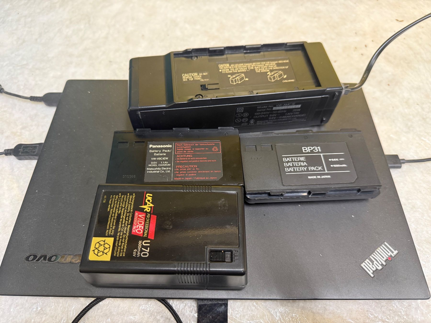 Panasonic Videocamere: Panasonic MC10 VHS-C Camcorder – Difettoso da Basel venduto da RoyalPerformance 9