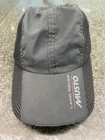 Cap Musto Land Rover