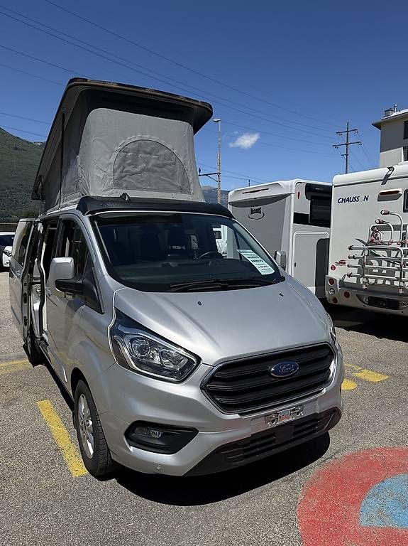 Veicoli commerciali: Ford transit custom font  Vendone X Cape – Usato da S. Antonino venduto da Campertech 5