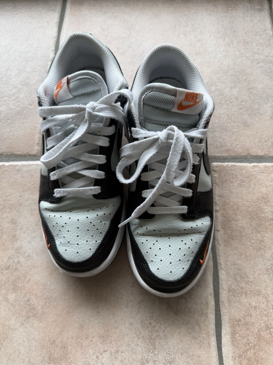 Nike Scarpe da uomo: Nike Dunk low Grösse 39 – Usato da Wettswil venduto da alaskabaer 2