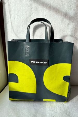 Tasche von FREITAG, Sonny, grün-gelb