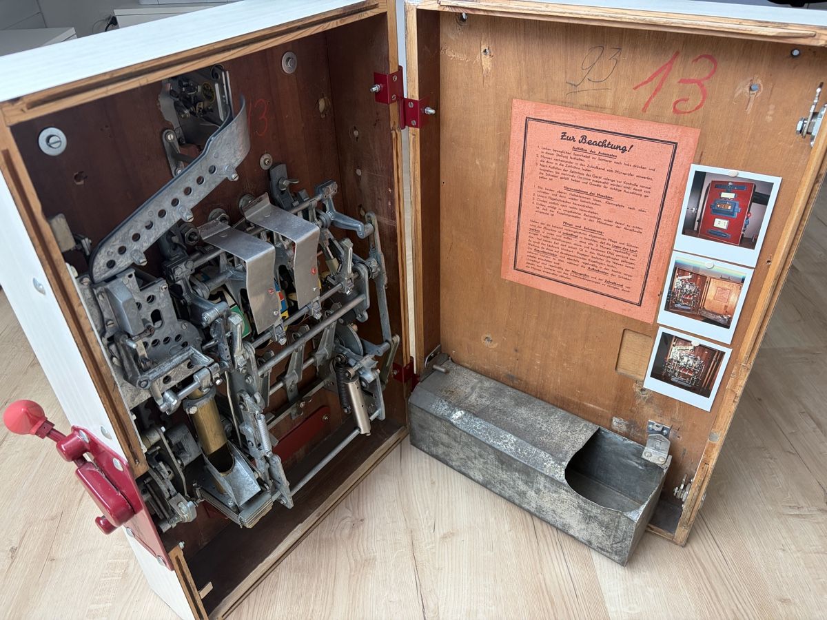 Spielautomaten: Spielautomat Tivoli restauriert – Gebraucht aus Benglen von Hpete 2