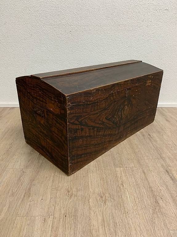 Cassapanche: Antike Biedermeier Truhe mit Fladermalerei – Usato da Obernau venduto da Arche_Noah_Brocki 2