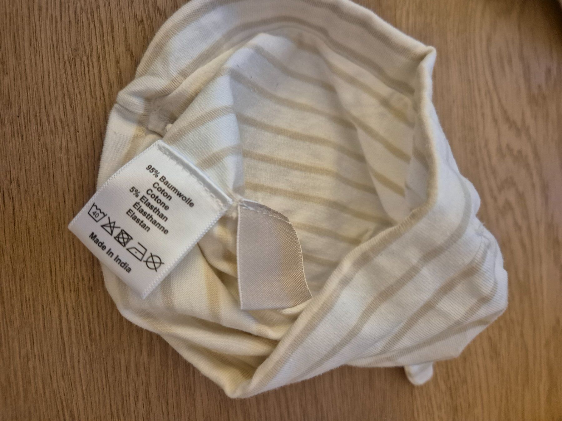 Lotti & Set di vestiti: Kappen, Socken, Gr. 54/62, 45cm – Usato da Goldau venduto da simona.dettling 1