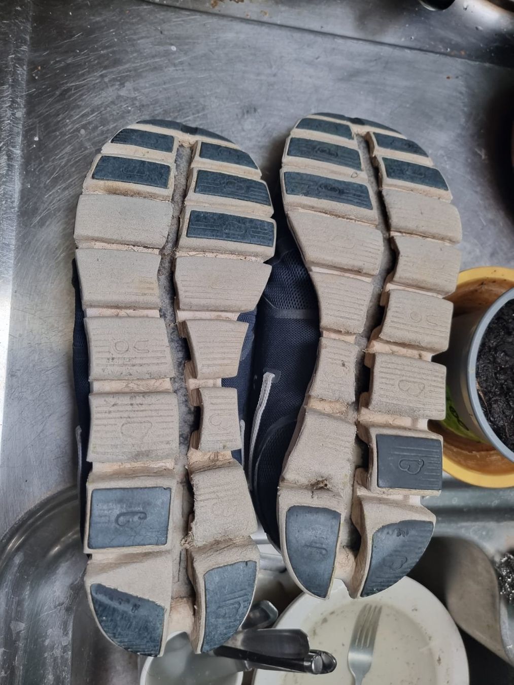 Scarpe da uomo: ON Cloud schuhe | EU46 – Usato da Stäfa venduto da a9uzel 4