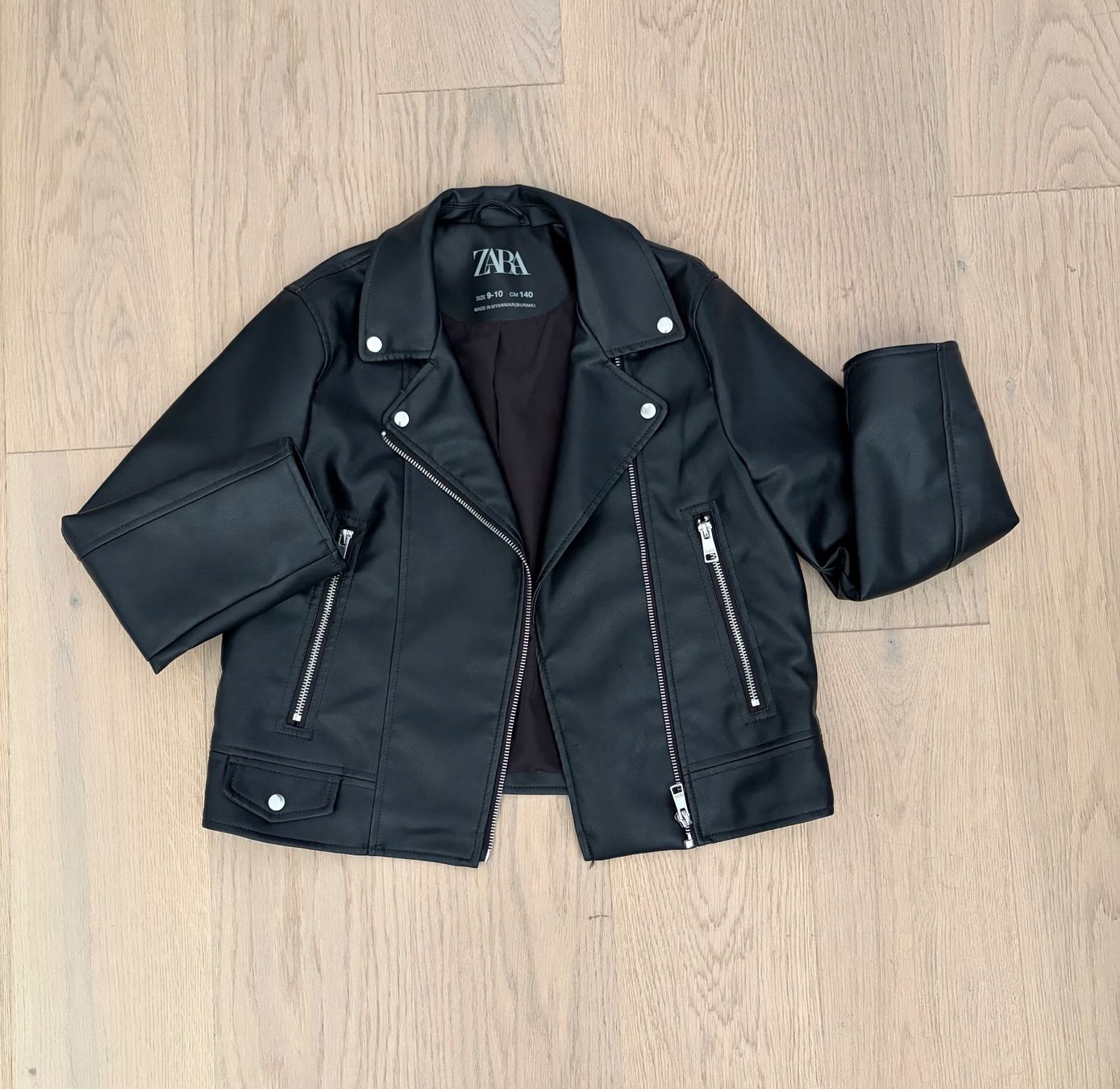 Zara Jacken & Mäntel: Kunstlederjacke Mädchen Size 140 – Gebraucht aus Steinhausen von KAMKA 1