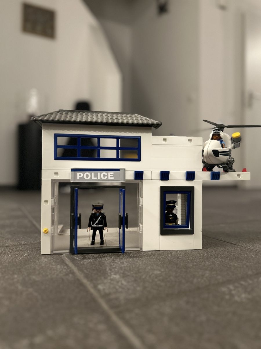 Playmobil Giocattoli: Playmobil Polizeistation – Usato da Wanzwil venduto da san_6zx5