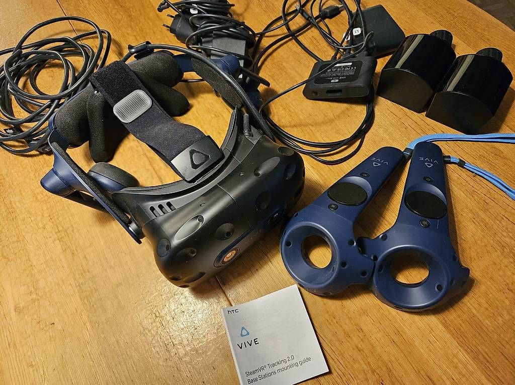 VR Brille: VIVE Pro 2 Full Kit – Gebraucht aus Bern von Lindaselina